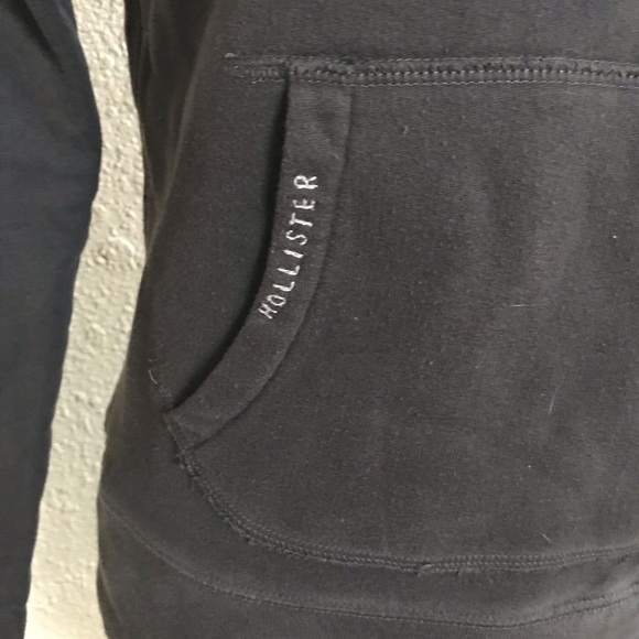 Women’s Hollister Hooded Sweatshirt - Picture 5 of 6